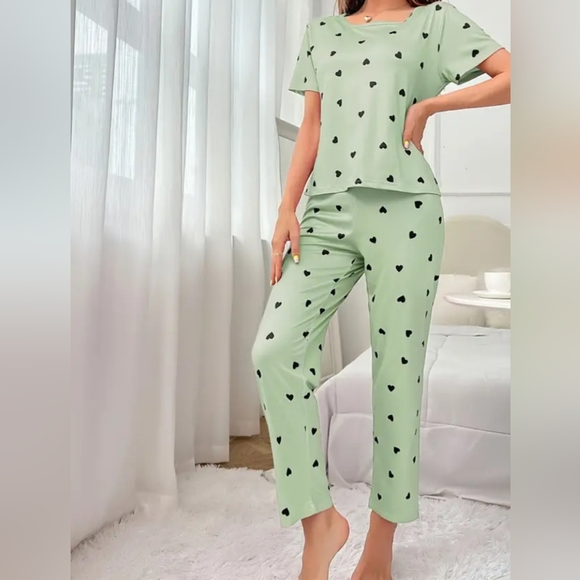 Pajamas / Lounge Wear - Picture 4 of 4